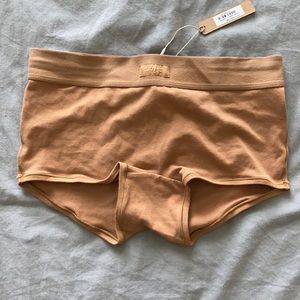 Brand new skims cotton jersey mid rise boy short